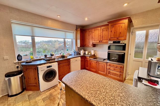 12 Seafield Avenue, Exmouth photo 4