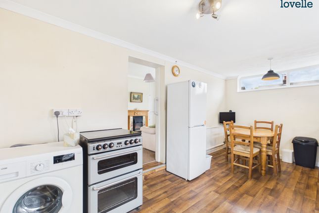 18, Hawthorn Avenue, Cherry Willingham photo 2