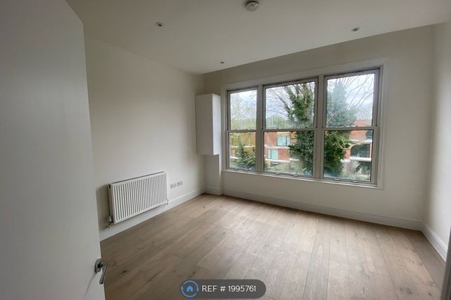 Thumbnail Flat to rent in Muswell Hill, London