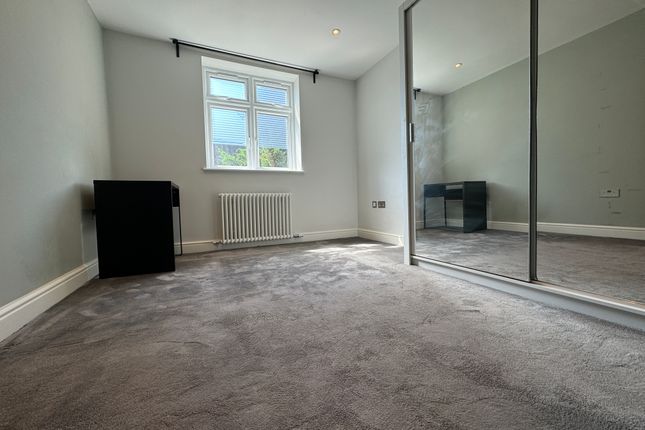 3, Fairlawn Avenue, Chiswick photo 4