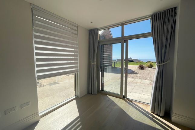The Rest, Rest Bay, Porthcawl photo 4
