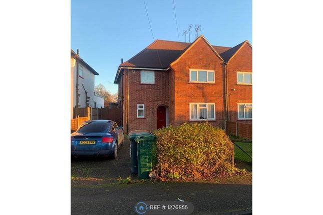 Thumbnail Maisonette to rent in Middleton Road, Mill End, Rickmansworth