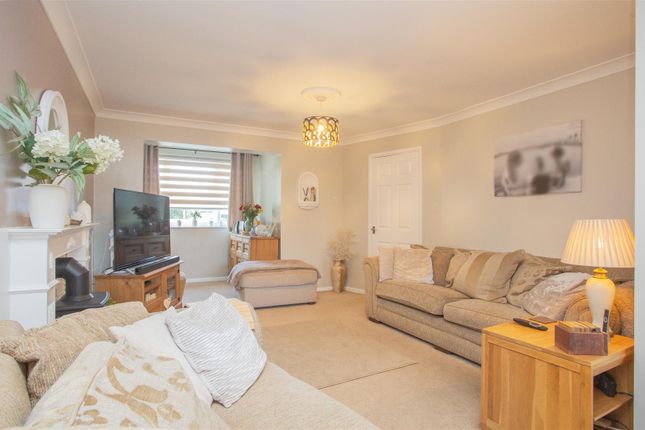 25, Papyrus Way, Huntingdon photo 2