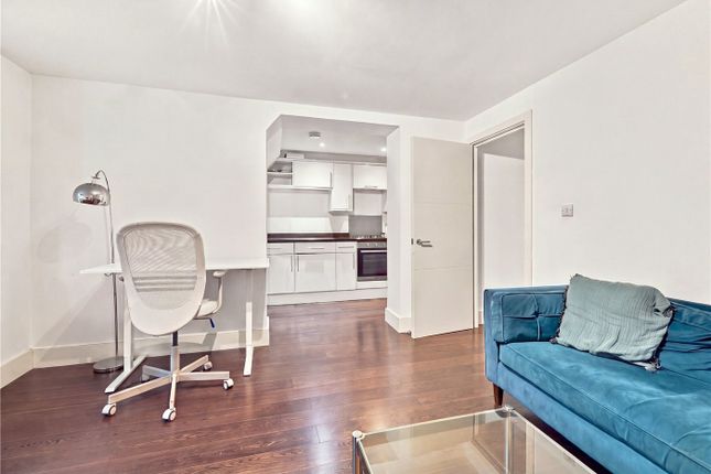 Flat 3, 50, Lordship Park, London photo 3