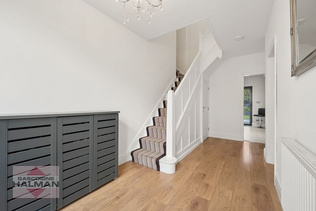 14 Thornham Road, Sale photo 2