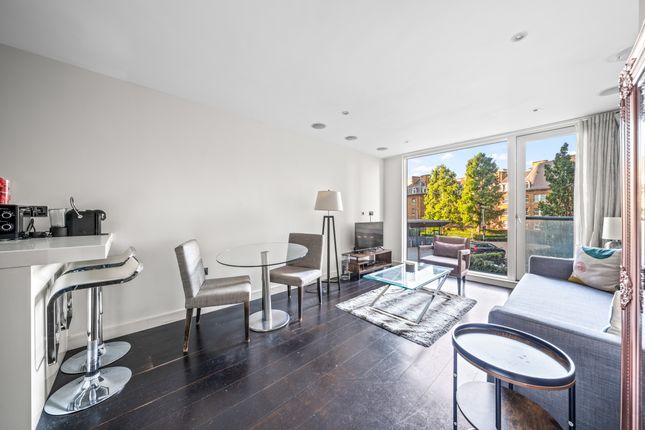 Flat 6, Caro Point, 5 Gatliff Road, London photo 2