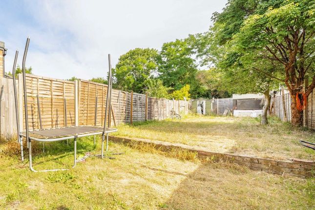 133, Woodhouse Avenue, Greenford photo 5