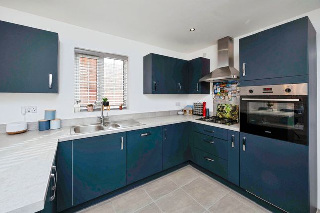 33, Coppice Farm Road, Ripley photo 4