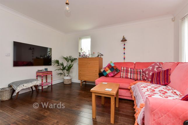 3-bed detached on 7, Southwood Heights, Ramsgate, £350,000