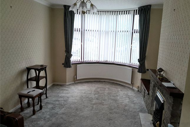 6, Hall Drive, West Midlands photo 2