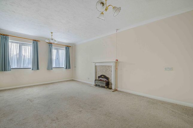 Flat 7, Tudor Court, 210, Main Road, Biggin Hill, Westerham photo 5