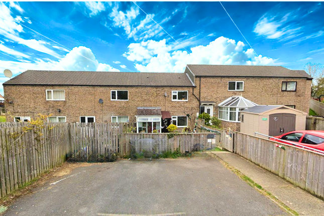2-bed house on 20 Scotton Gardens, 20 Scotton Gardens, Catterick Garrison, £25,000