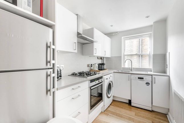 Thumbnail Flat to rent in Knaresborough Place, Earls Court, London