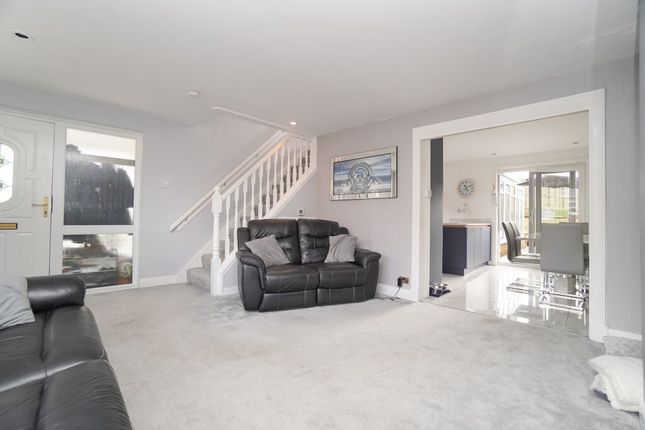 59, Breval Crescent, Clydebank photo 4