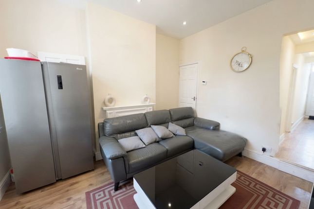 11 Matlock Road, Coventry photo 2