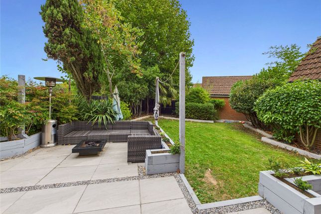 47, Elgar Drive, Witham photo 4