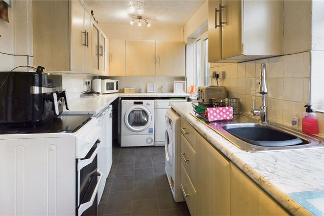 16, Brettenham Avenue, Middlesbrough photo 3
