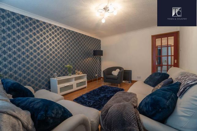 1, Burnbank Mews, Lenzie photo 3