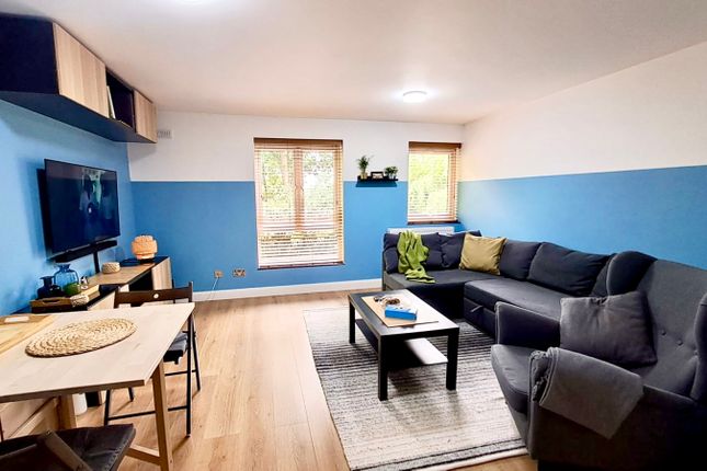 Thumbnail Flat to rent in Anstice Close, Chiswick