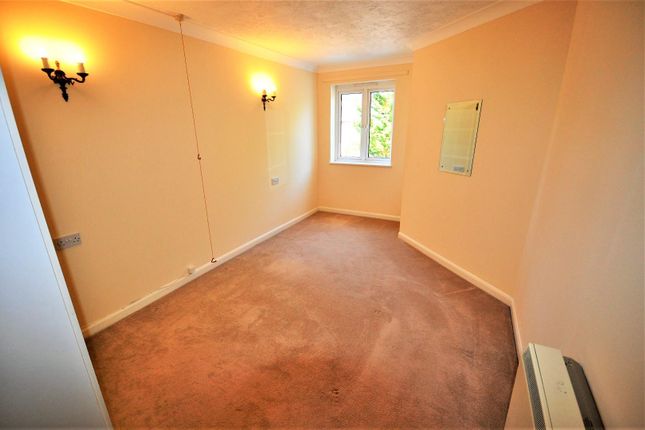 Flat for sale in Crosfield Court, Lower High Street, Watford