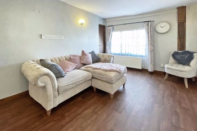 Flat for sale in The Broadway, Amersham