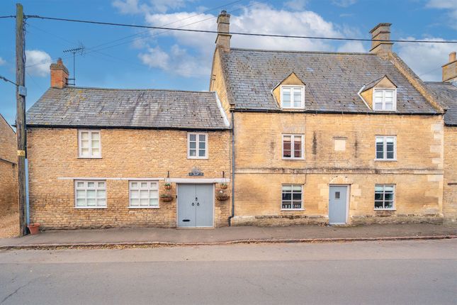 4-bed house on 11, High Street, Kettering, £840,000