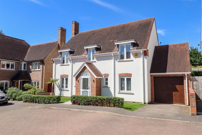 Trinity Fields Lower Beeding Horsham Rh13 4 Bedroom Detached House