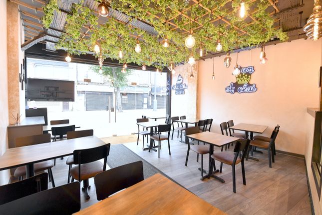 Thumbnail Restaurant/cafe to let in Hoe Street, London