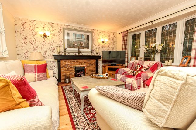 20, Wye Close, Wellingborough photo 4