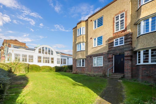 Maisonette for sale in Holywell Hill, St.Albans