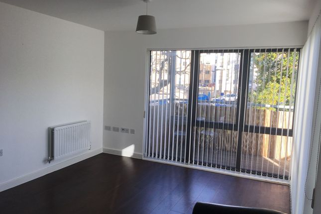 Flat 24, Adlington House, Rollason Way, Brentwood photo 4