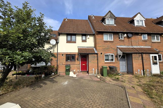 Property to rent in Nickelby Close, London