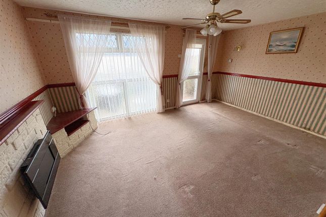 16, Griggfield Walk, Bristol photo 2