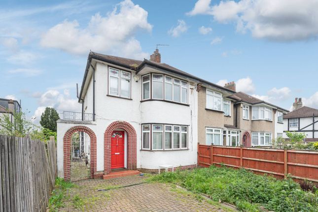 Thumbnail Terraced house for sale in Perry Hill, Catford, London