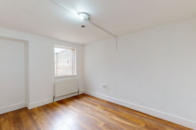 Thumbnail Semi-detached house to rent in Normanshire Drive, London