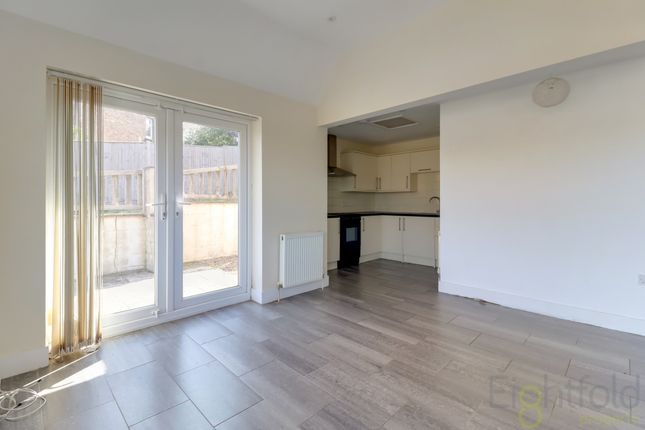 98a Vale Road, Seaford photo 3