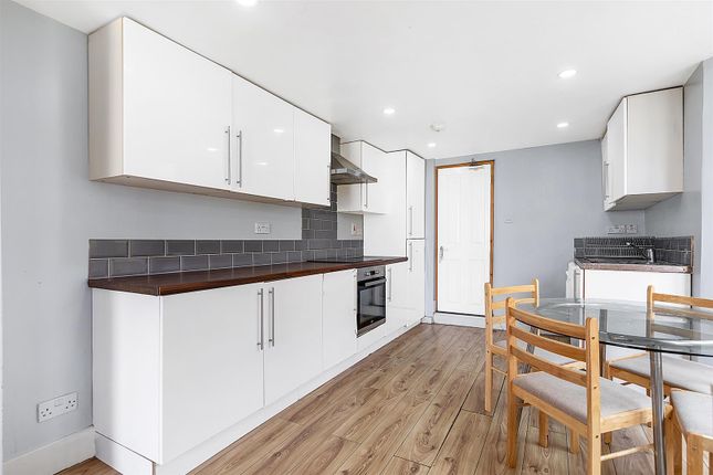 Terraced house to rent in Stanbury Road, London