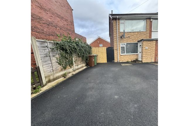 End terrace house for sale in Belle Vue Road, Wakefield