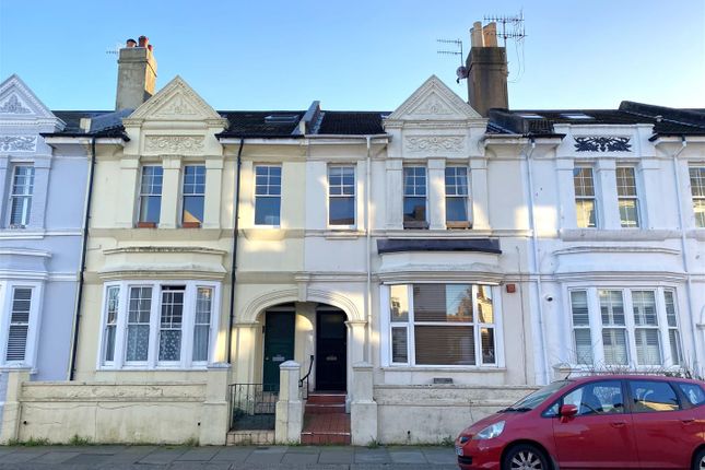 Thumbnail Flat for sale in Stirling Place, Hove