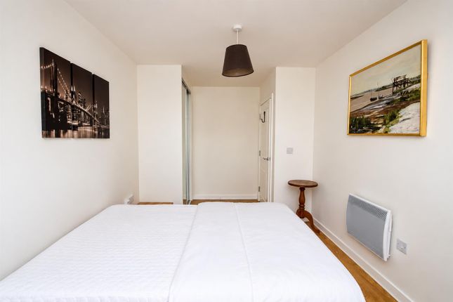 Flat 7, Pier Wharf, Colchester photo 5