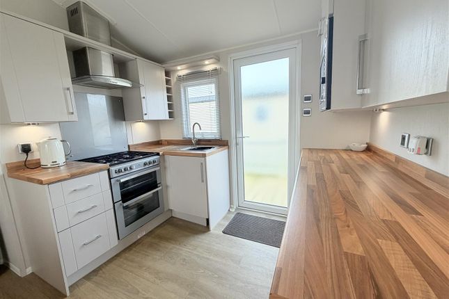 Seaview Holiday Park, E9, St. Johns Road, Whitstable photo 3