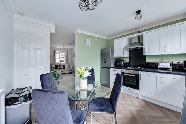 15 Chepstow Drive, Bletchley, Milton Keynes photo 4