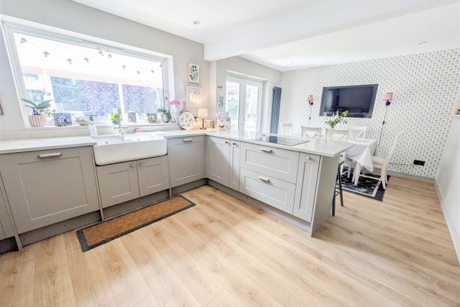 15, Calvert Close, Uckfield photo 4