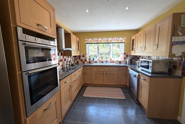 9, Linhay Close Devon, Honiton photo 2