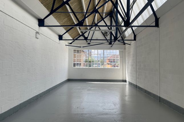 Warehouse to let in Unit G4, Atlas Business Centre, Cricklewood NW2, Cricklewood,