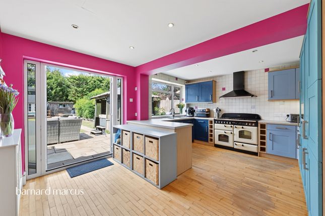45, Collingwood Avenue, Surbiton photo 4
