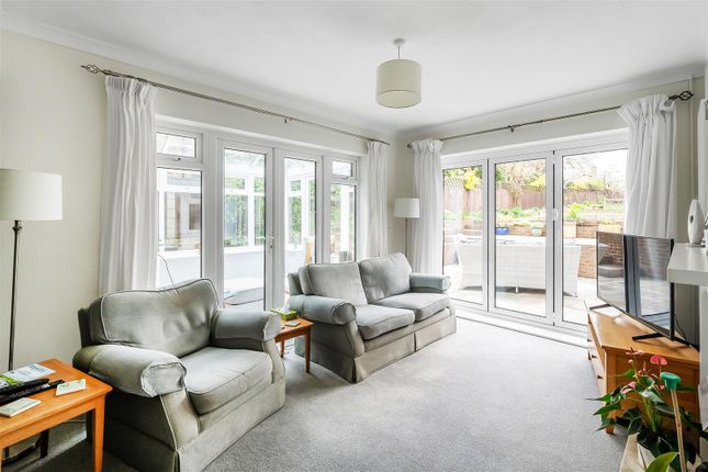 16, Grosvenor Road, Epsom photo 4