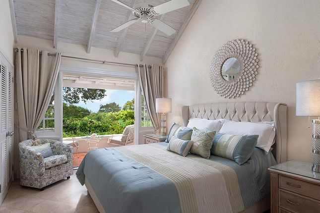 Villa for sale in Sandy Lane, Holetown, Barbados