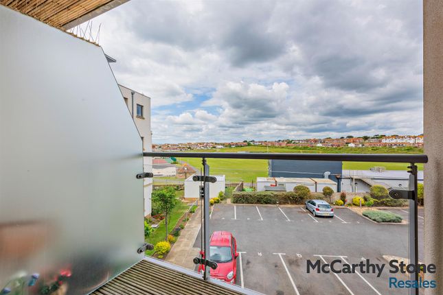 21 Eversley Court, Dane Road, Seaford photo 4