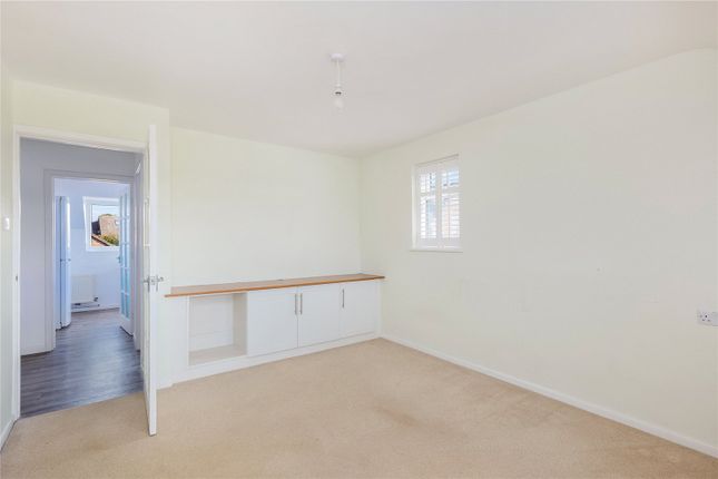 Flat 3,, Eversley Close, Chipping Norton photo 4